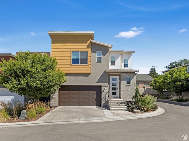 552 S Mcclelland St, Salt Lake City, UT 84102 - photo 1