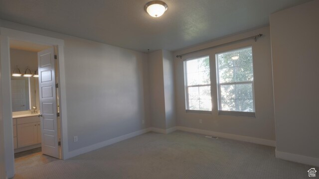 2444 N Stanley Crane Dr, Clinton, UT 84015 - photo 25