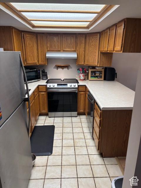 8749 S Oakwood Park Cir, Sandy, UT 84094 - photo 14