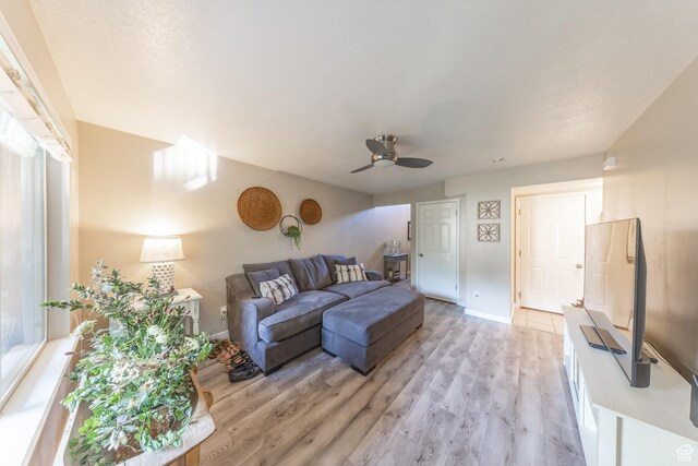 1109 E Holmes Creek Ln S, Layton, UT 84041 - photo 6
