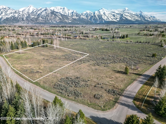 Listing photo 2 for 35 Huckleberry Dr, Jackson WY 83001