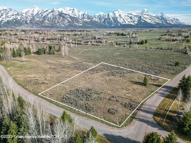 Listing photo 2 for 25 Huckleberry Dr, Jackson WY 83001