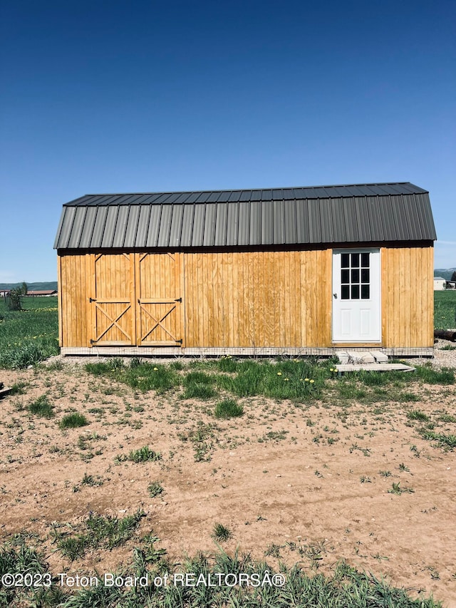 view of shed / structure