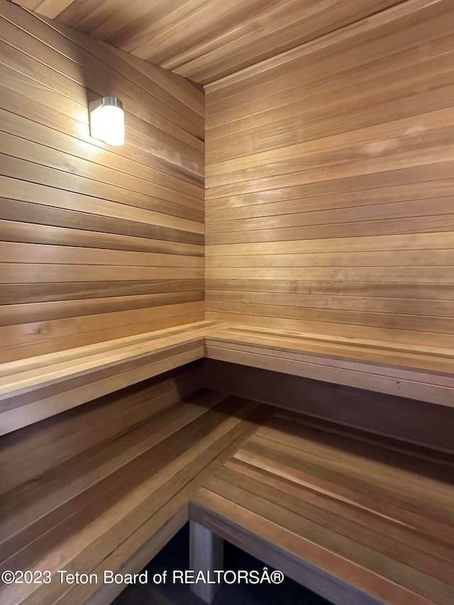 view of sauna / steam room