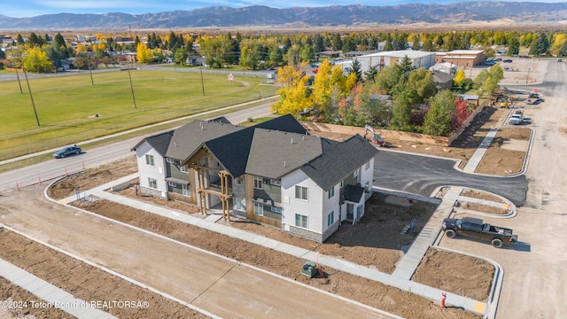 bird's eye view featuring a mountain view