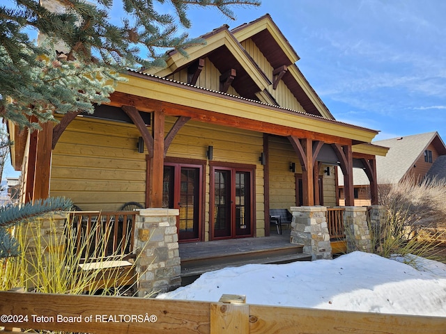 view of front of property with covered porch