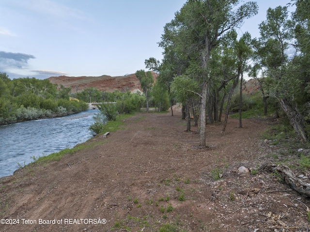 581 E Fork Rd, Dubois, WY 82513 - water view