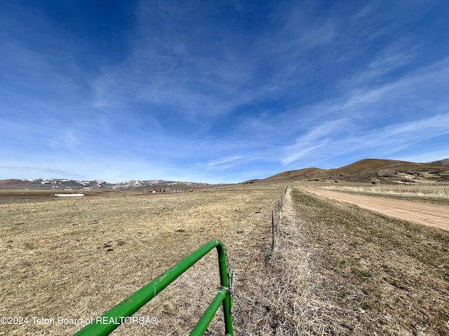 Listing photo 2 for TBD Bailey Loop, Labarge WY 83123