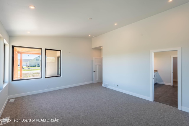 view of carpeted spare room