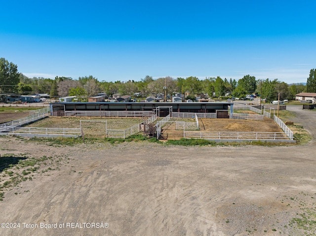 view of yard featuring a rural view