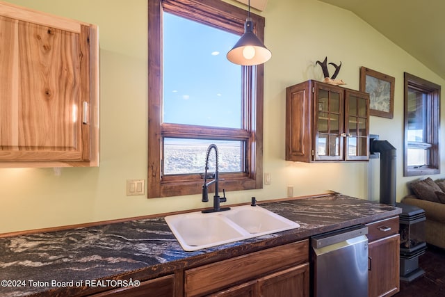 78 E Fork Big Sandy, Boulder, WY 82923 - kitchen featuring a sink, glass insert cabinets, decorative light fixtures, vaulted ceiling, and dishwasher