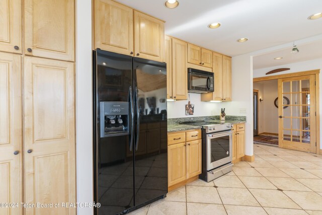 34 Table Top Dr, Dubois, WY 82513