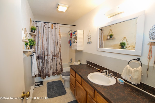 full bathroom featuring vanity, toilet, and shower / bath combo