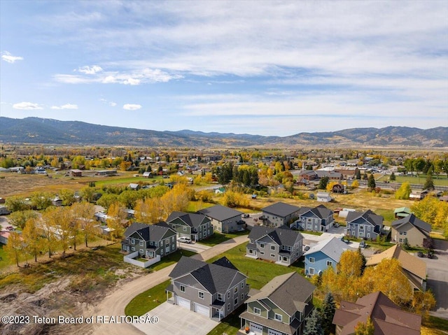 drone / aerial view with a mountain view