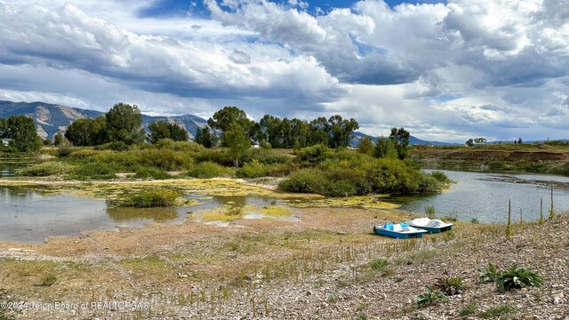 706 3RD W St, Auburn, WY 83111