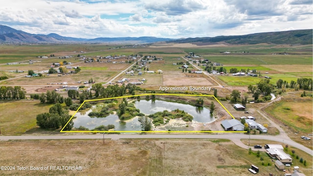 706 3RD W St, Auburn, WY 83111