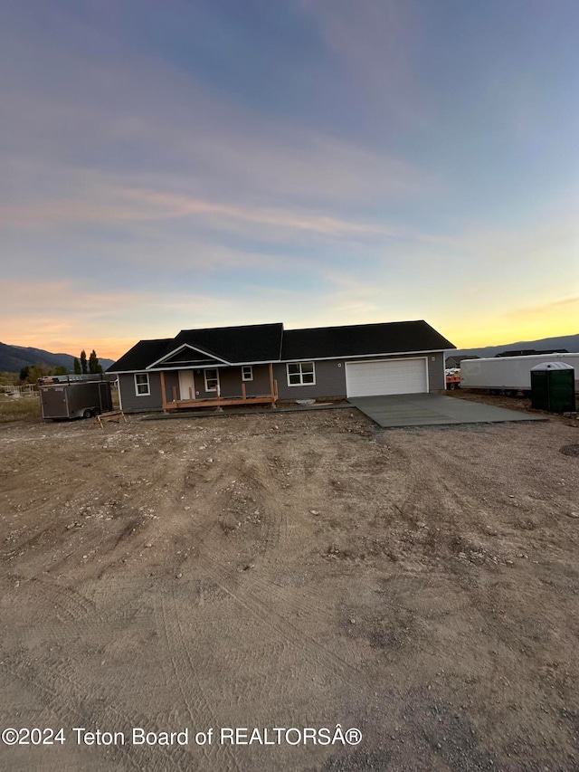 view of front of home featuring a garage