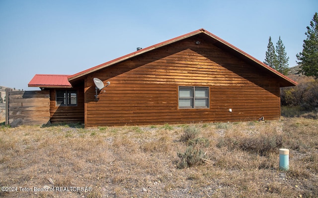 view of property exterior