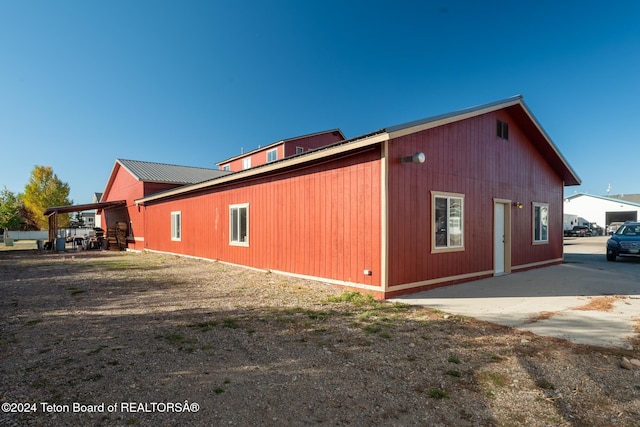 view of property exterior