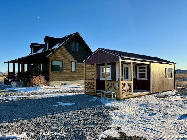 8 S Kicking Bird Rd, Pinedale, WY 82941 - view of front of property featuring an outbuilding