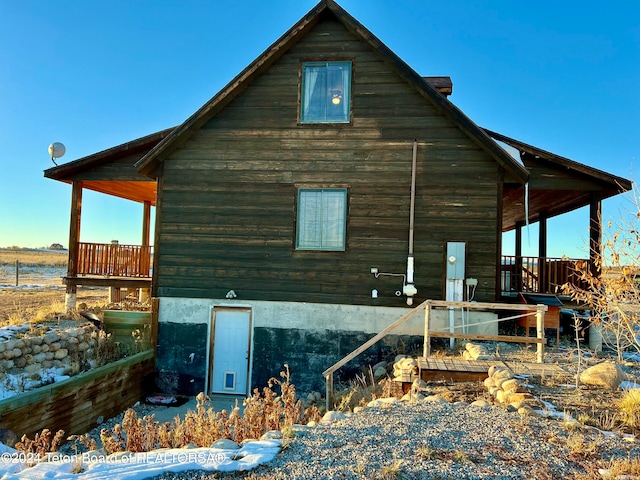 view of property exterior