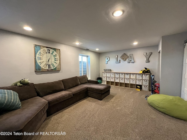 8 S Kicking Bird Rd, Pinedale, WY 82941 - carpeted living room with recessed lighting