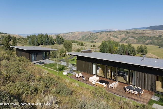 exterior space with a mountain view