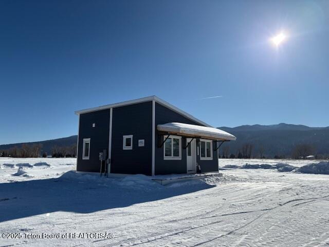 exterior space with a mountain view