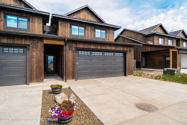 view of front facade with a garage