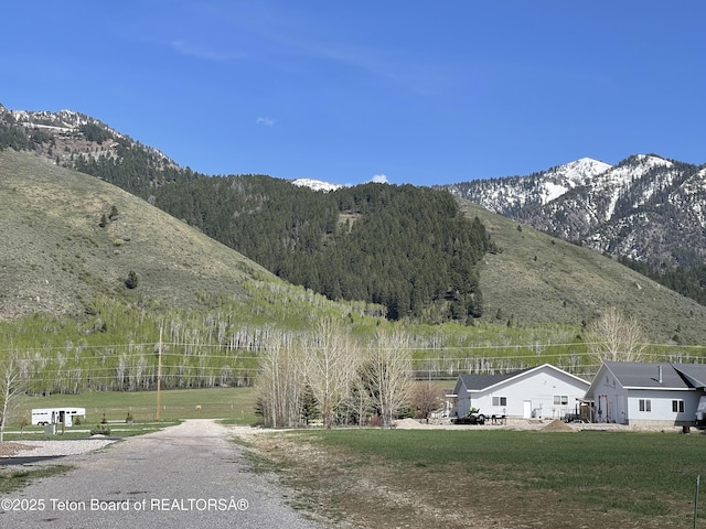 201 Corral Canyon Ln, Etna, WY 83128
