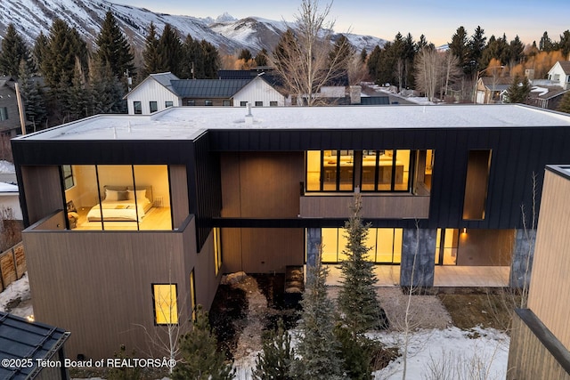 view of front of house with a mountain view