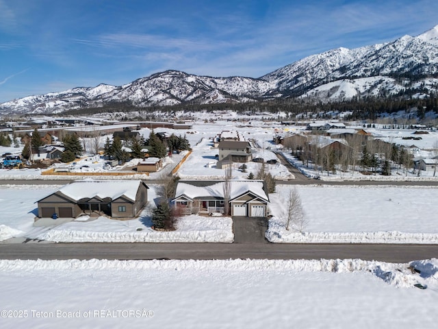 mountain view with a residential view