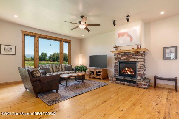 609 Leigh Meadows Ln, Tetonia, ID 83452 - photo 16