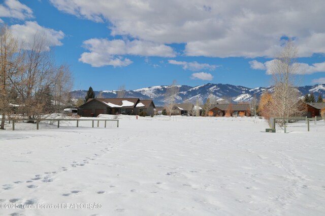 8091 Trout Bnd, Victor, ID 83455