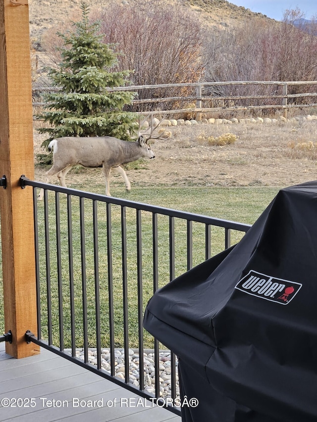 825 Mccoy Dr, Pinedale, WY 82941 - view of balcony