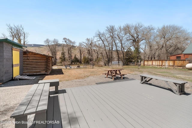 611 W Ramshorn St, Dubois, WY 82513 - deck with fence
