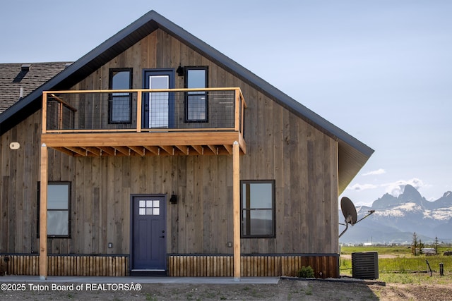 4444 Tails Down Rd, Tetonia, ID 83452 - view of front of house featuring a balcony and a mountain view