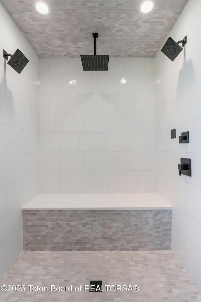 1404 Canyon Sunrise, Driggs, ID 83422 - bathroom featuring tiled shower and recessed lighting