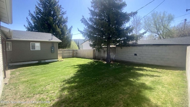 721 Ash Ave, Kemmerer, WY 83101 - view of yard