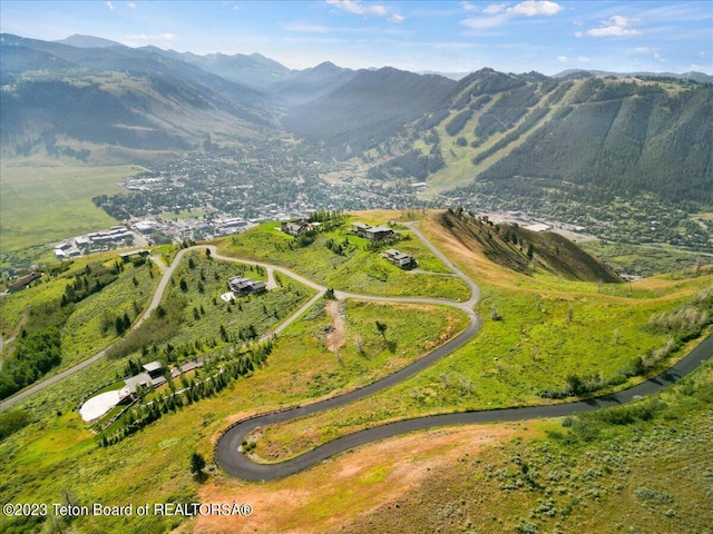845 W Saddle Butte Dr, Jackson, WY 83001