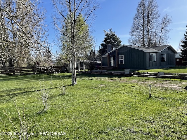325 1st St N, Cokeville, WY 83114 - view of yard
