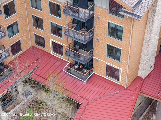 3335 W Villlage Dr Unit 201/203, Teton Village, WY 83025 - view of apartment building / complex