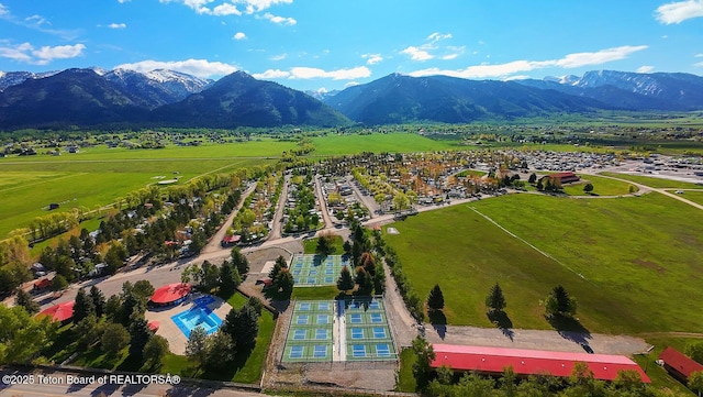 909 Whiffle Tree Dr, Thayne, WY 83127