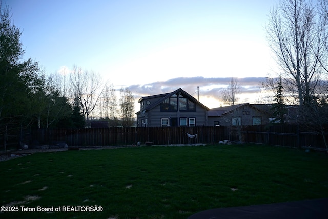 418 Par Ave, Pinedale, WY 82941 - view of yard at dusk