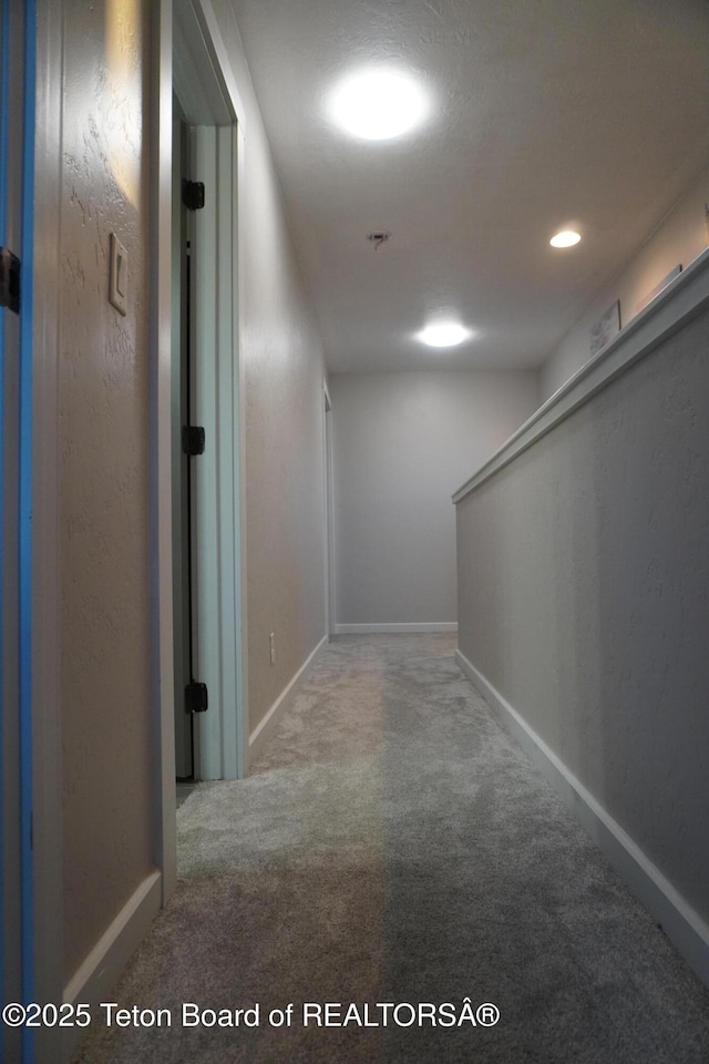 418 Par Ave, Pinedale, WY 82941 - hallway featuring carpet floors and baseboards