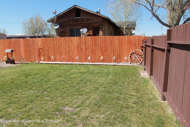 588 S Oak St, Labarge, WY 83123 - view of yard