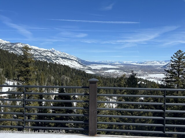 6960 Lupine Trl, Wilson, WY 83001 - view of mountain backdrop