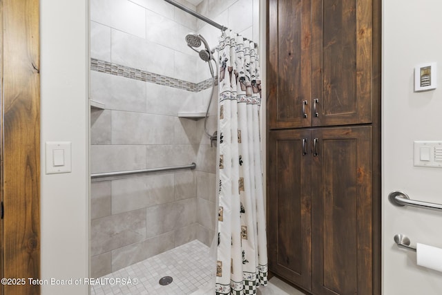 444 Riverview Dr, Alpine, WY 83128 - bathroom featuring a stall shower