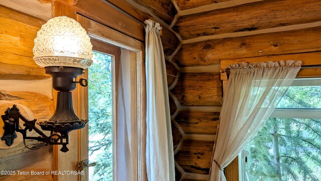 10559 Rammell Mountain Rd, Tetonia, ID 83452 - detailed view of a chandelier