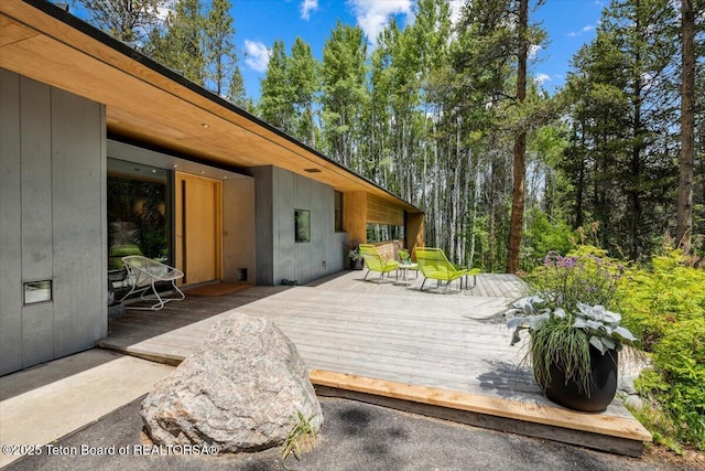 2825 S Sparrow Hawk Rd, Wilson, WY 83014 - view of deck